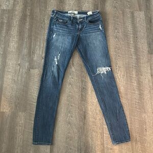 Size 9L W29 L33 Hollister skinny jeans